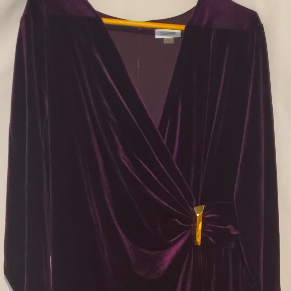 Calvin Klein Women's Plus Size Velvet Wrap Sheath